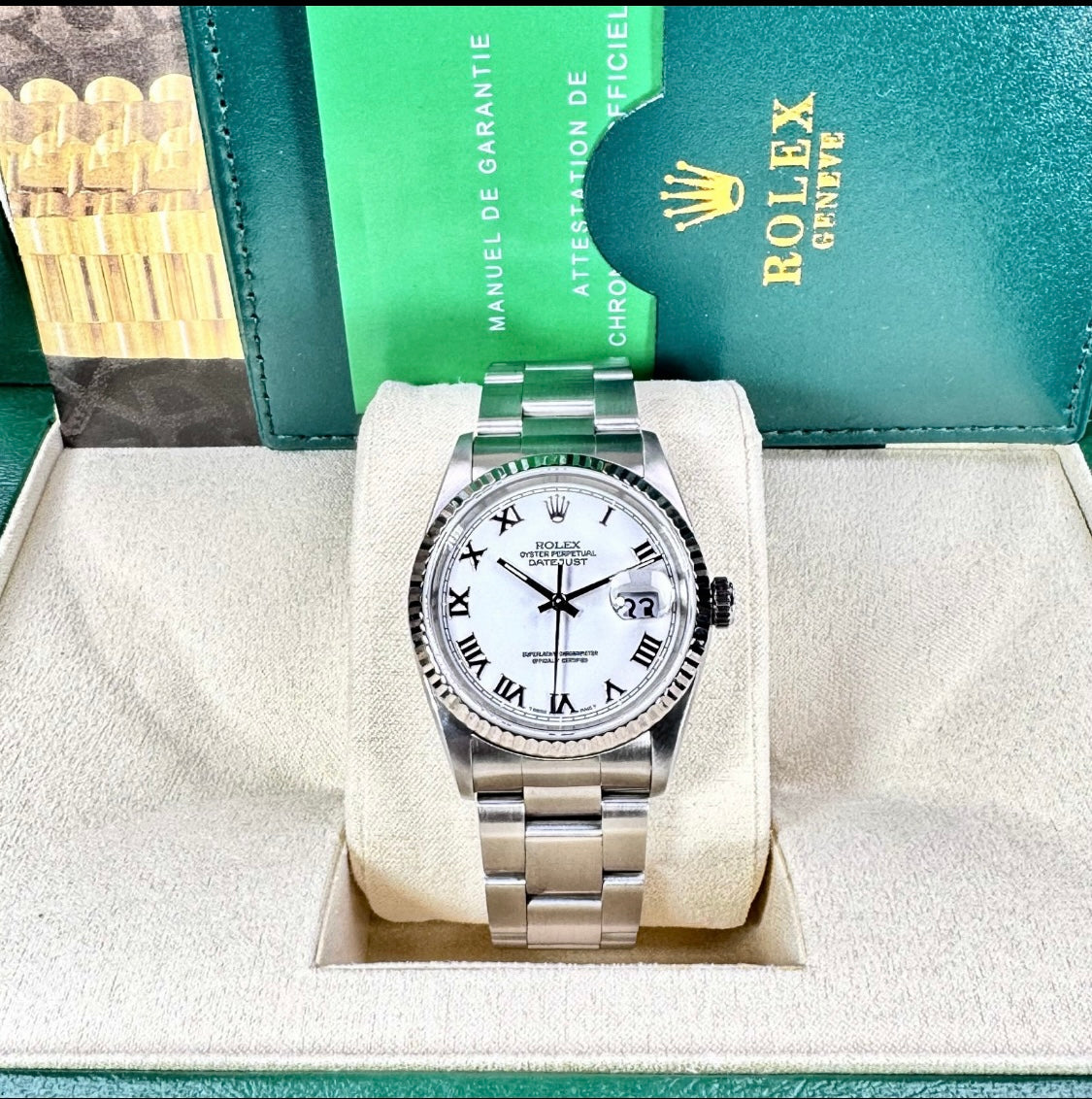 STAINLESS STEEL ROLEX
DATEJUST 16234