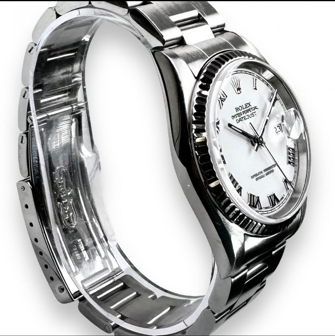 STAINLESS STEEL ROLEX
DATEJUST 16234